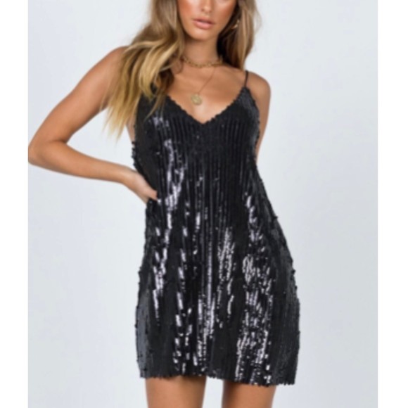 Princess Polly Dresses & Skirts - Princess Polly Sequin Dress NWT